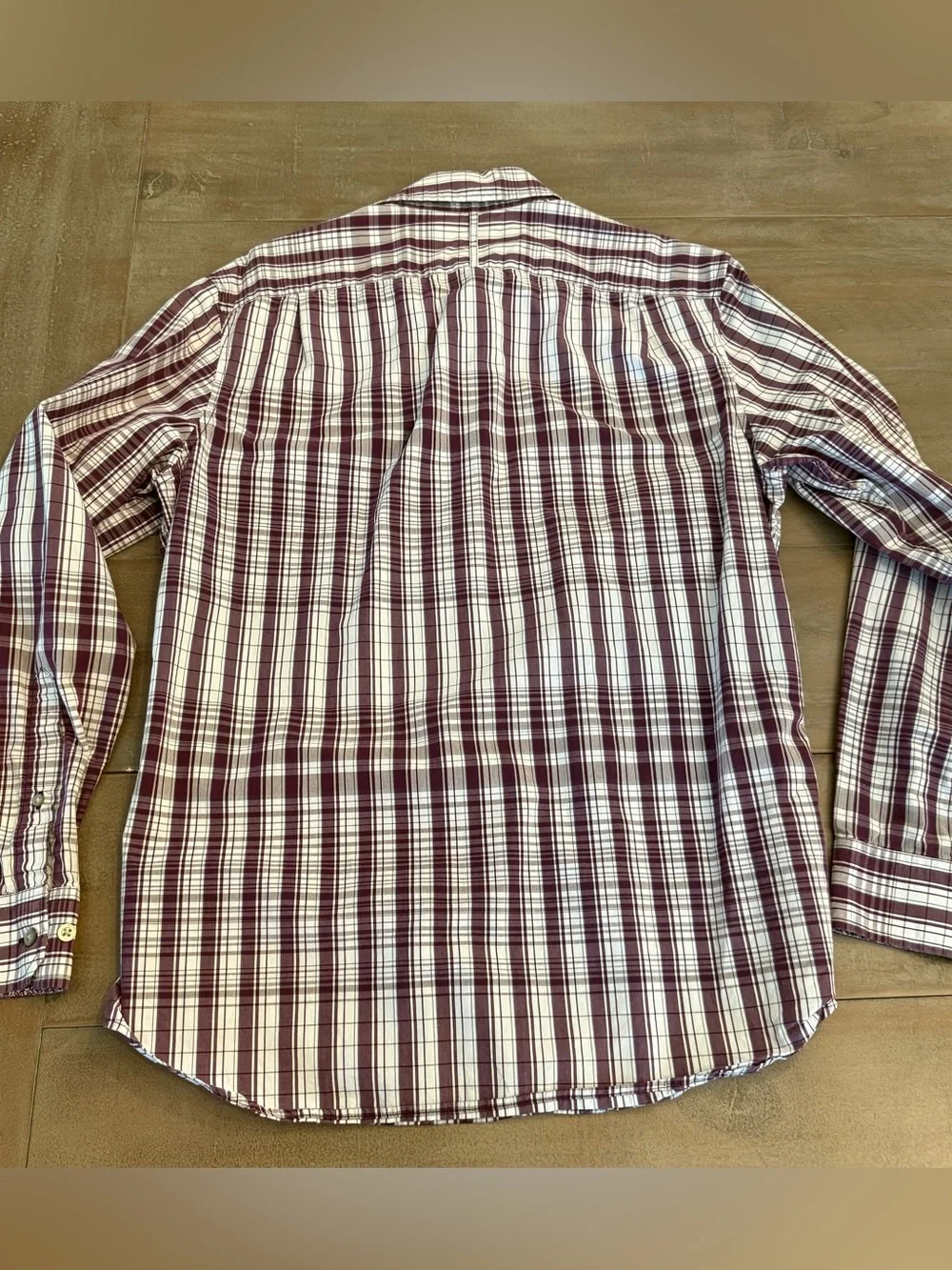 Banana Republic Men’s Button Up Long Sleeve Shirt Sz M Purple White Plaid